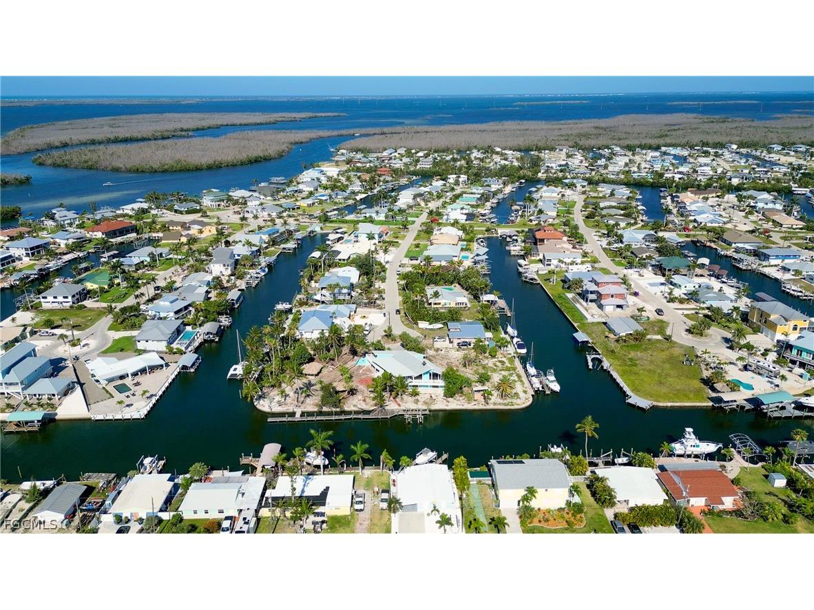 3544 Emerald #13 Avenue Saint James City FL 33956 2026011268 image1