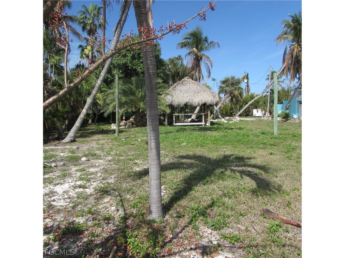 3544 Emerald #13 Avenue Saint James City FL 33956 2026011268 image10