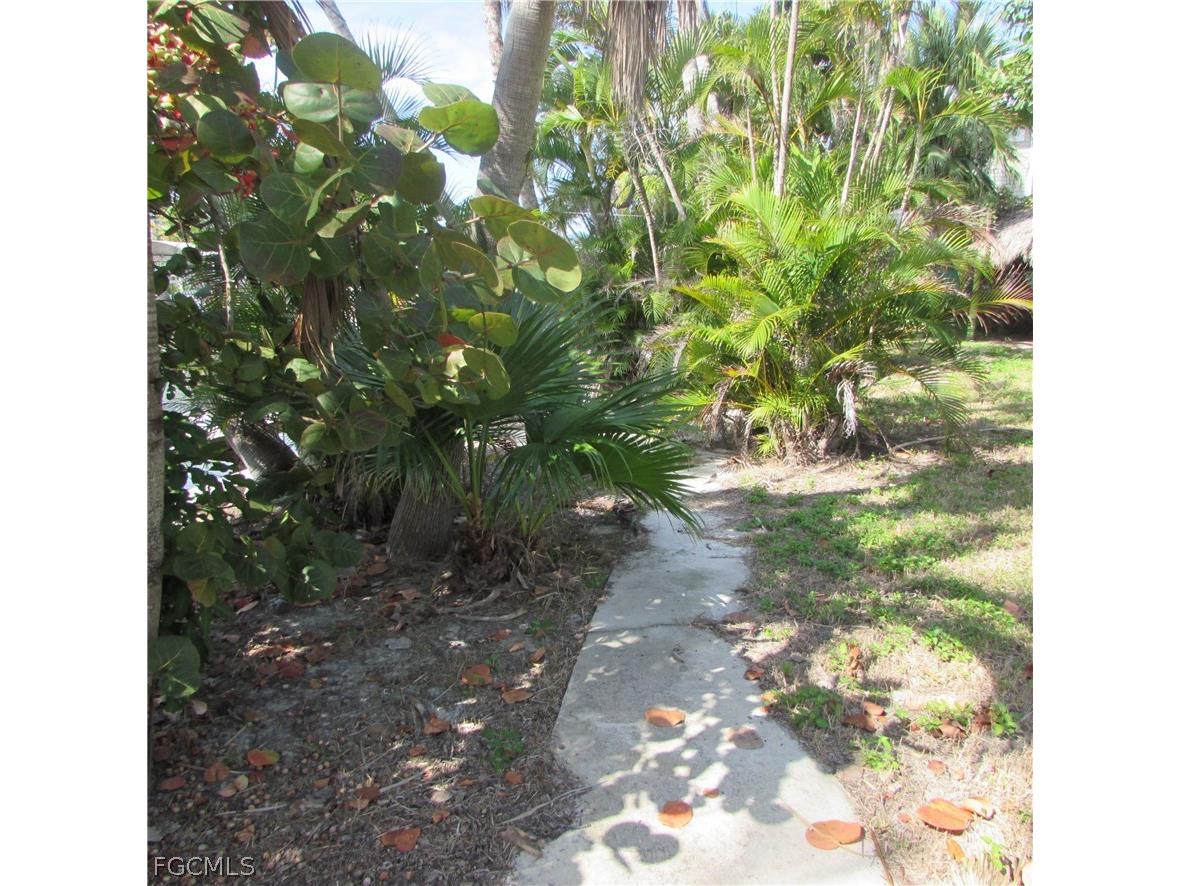 3544 Emerald #13 Avenue Saint James City FL 33956 2026011268 image12