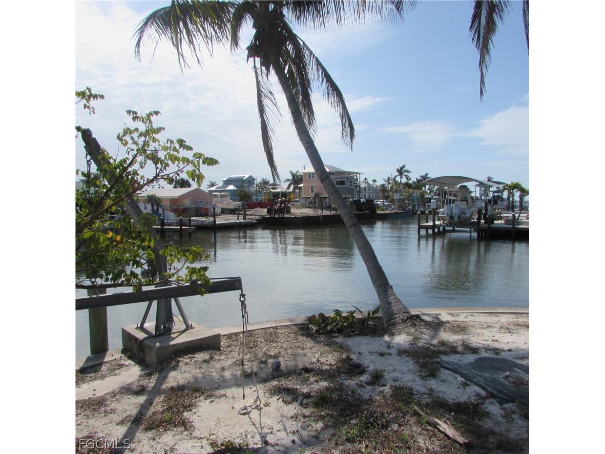 3544 Emerald #13 Avenue Saint James City FL 33956 2026011268 image9