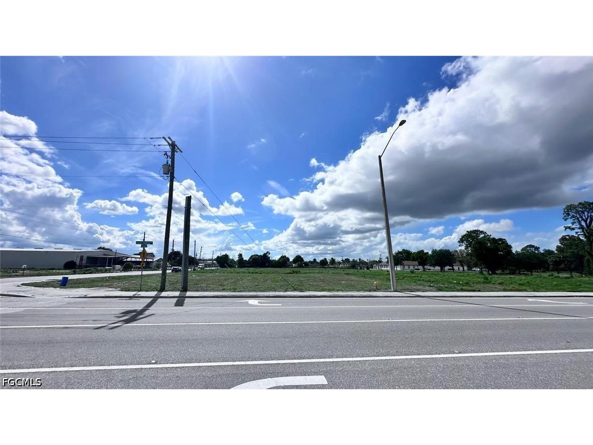 3545 Canal Street Fort Myers FL 33916 2026016316 image10