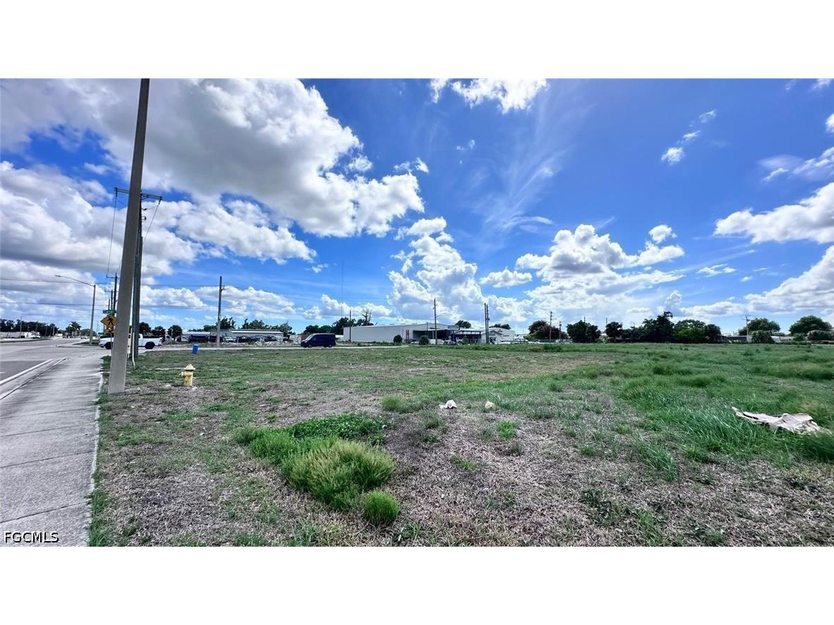 3545 Canal Street Fort Myers FL 33916 2026016316 image11