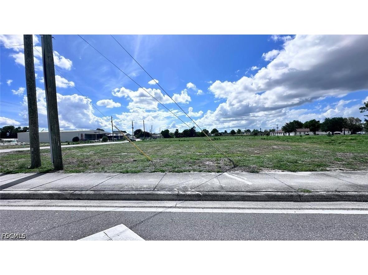 3545 Canal Street Fort Myers FL 33916 2026016316 image6