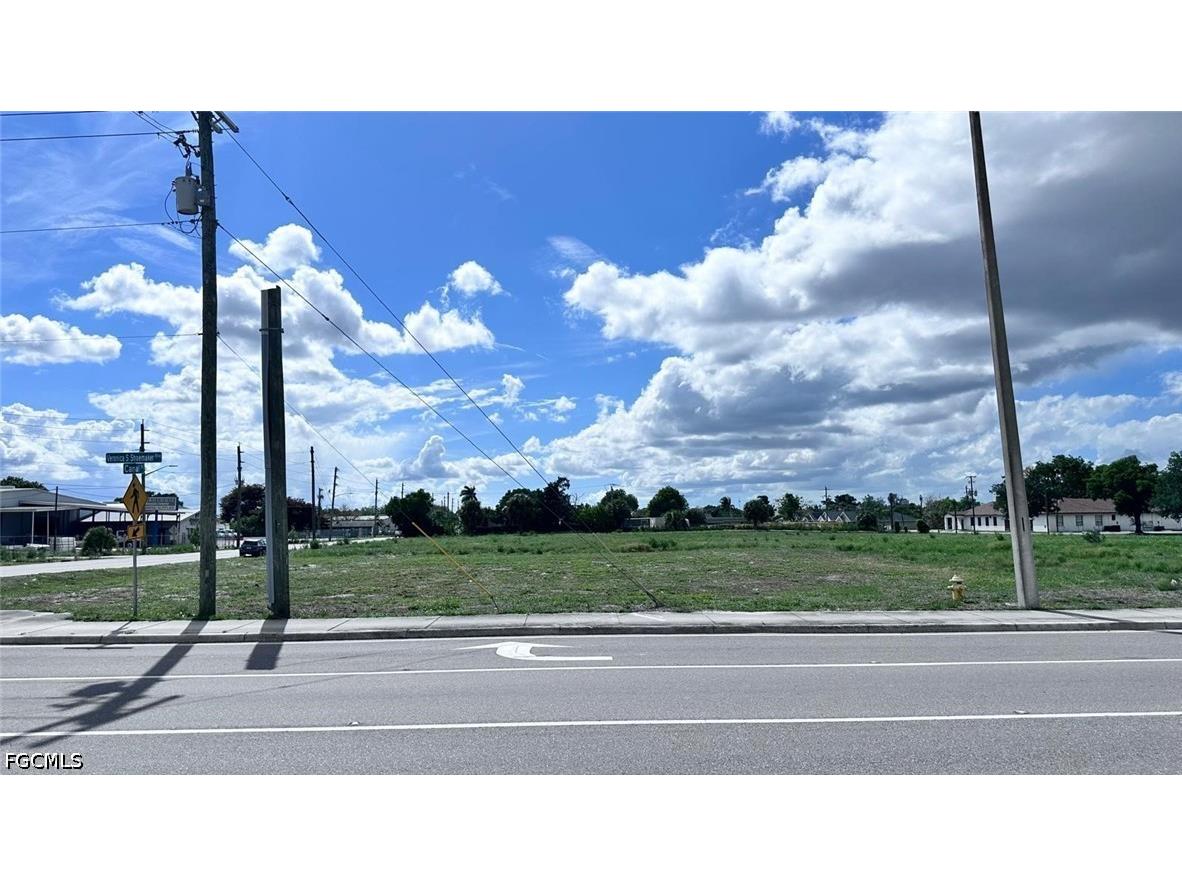 3545 Canal Street Fort Myers FL 33916 2026016316 image9
