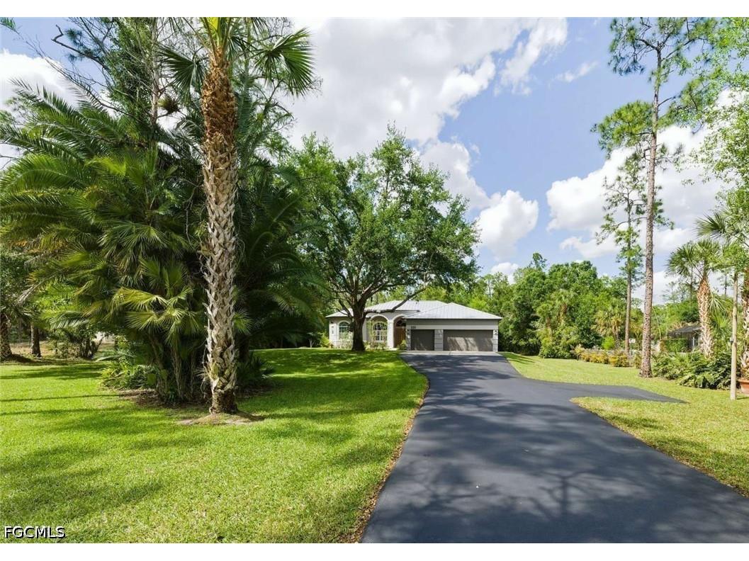 355 14th Avenue NE Naples FL 34120 2026015953 image3