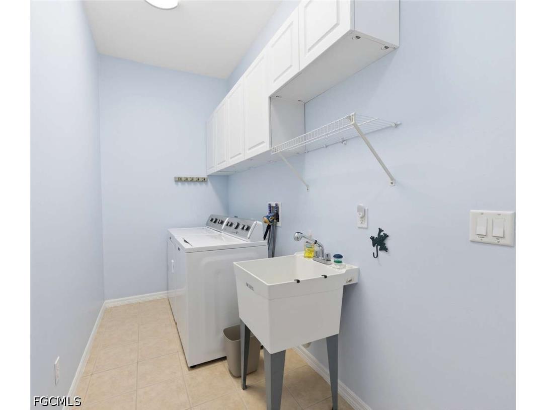 355 14th Avenue NE Naples FL 34120 2026015953 image32