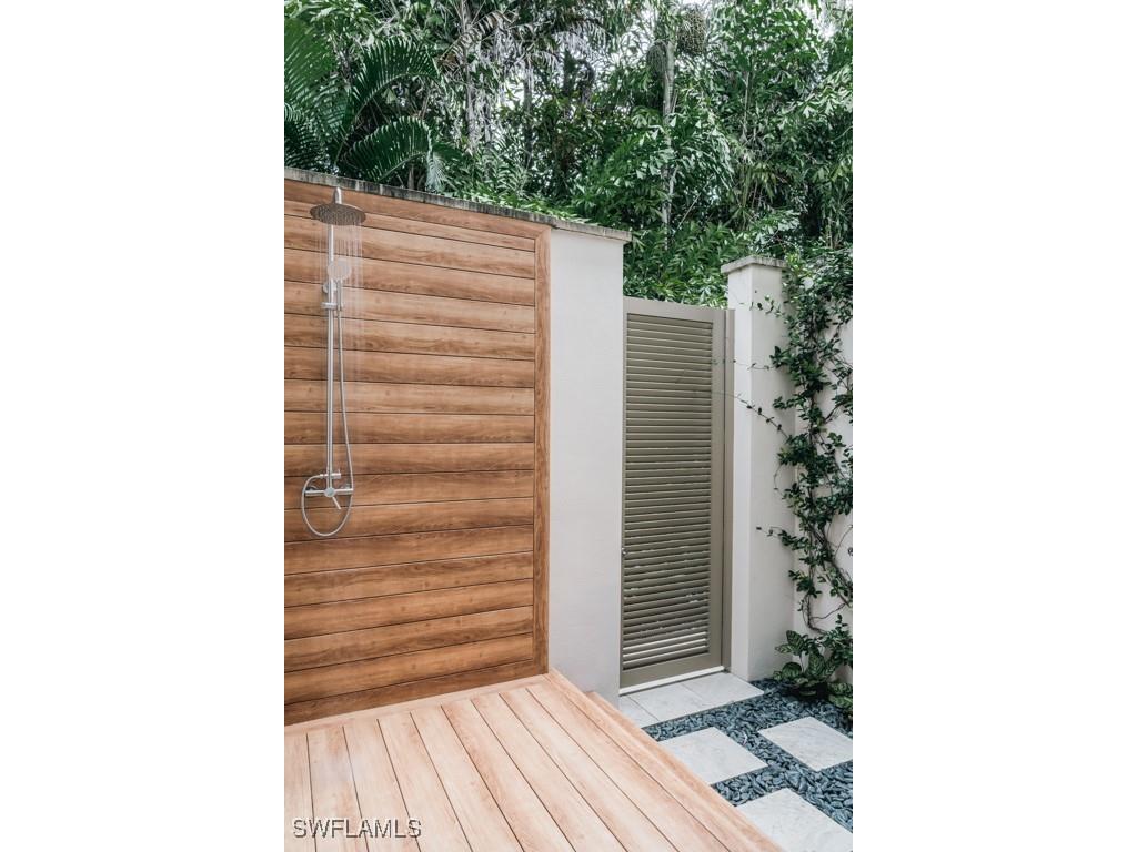 355 7th Avenue S Naples FL 34102 225073055 image22