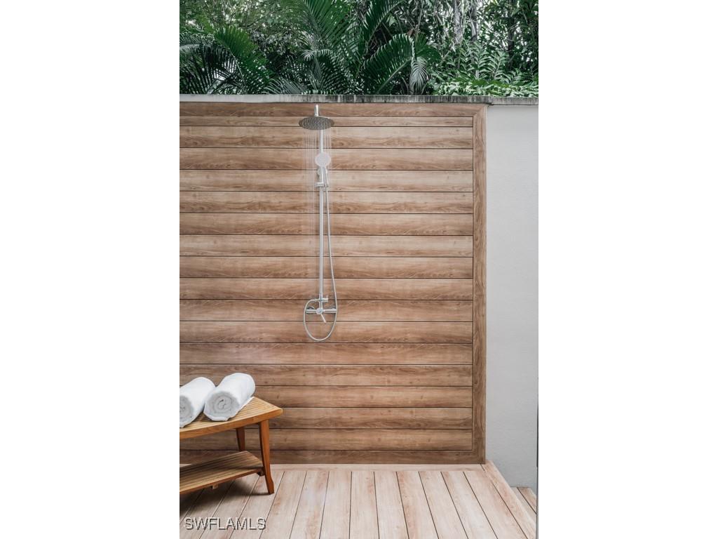 355 7th Avenue S Naples FL 34102 225073055 image23