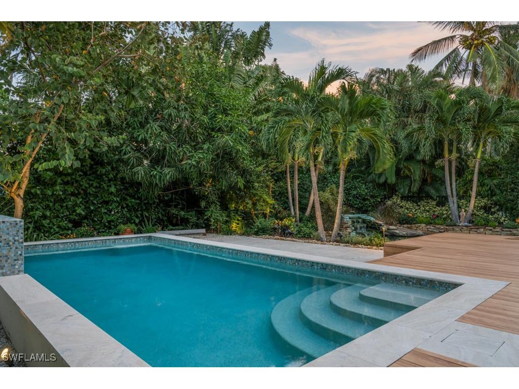 355 7th Avenue S Naples FL 34102 225073055 image26