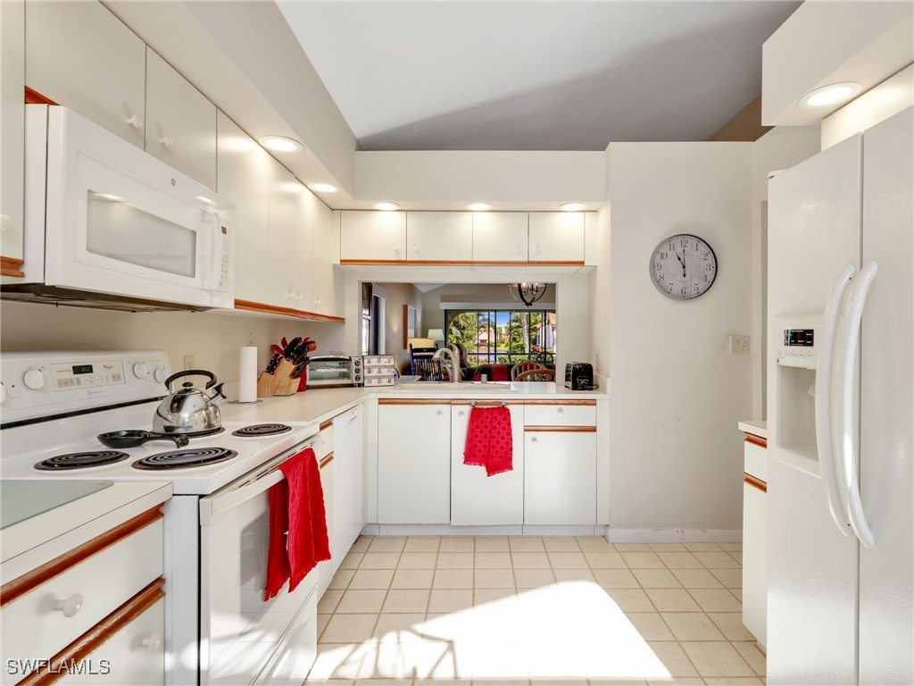355 Bay Forest Drive #3A Naples FL 34110 225082368 image6