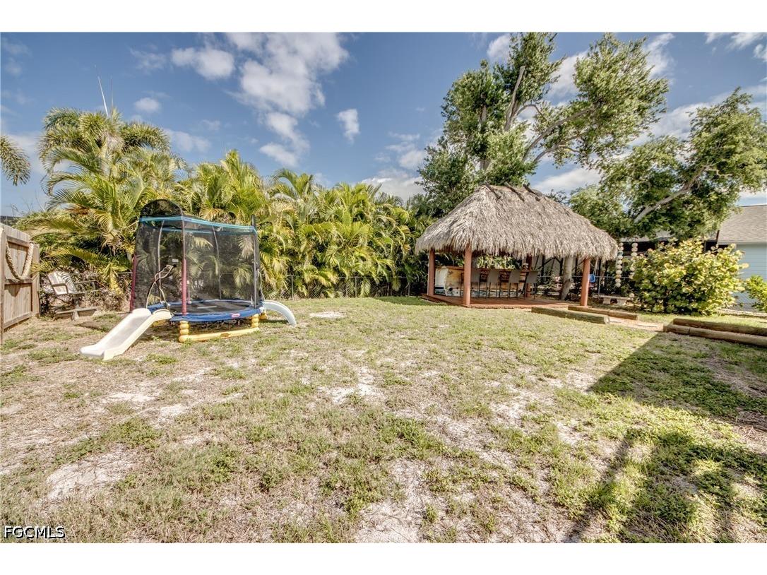 355 Donora Boulevard Fort Myers Beach FL 33931 2026018136 image28