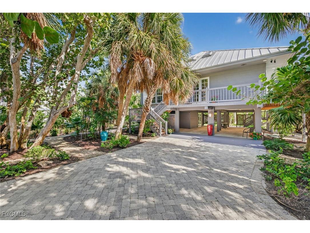 355 E Gulf Drive Sanibel FL 33957 2025020296 image1