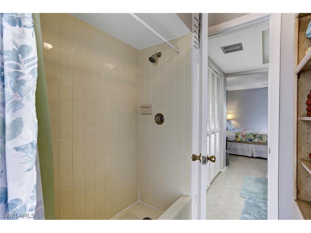 355 Palm Drive #732 Naples FL 34112 224037879 image15