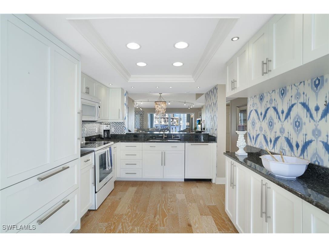 355 Park Shore Drive #1-114 Naples FL 34103 225067834 image2