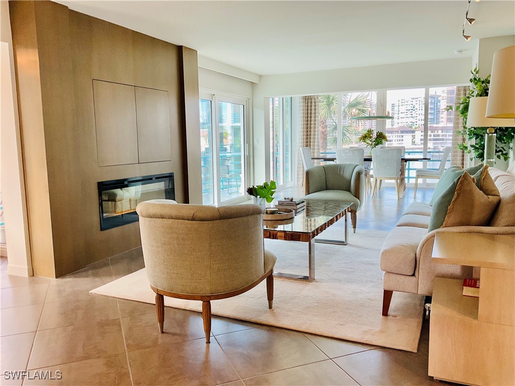 355 Park Shore Drive #1-134 Naples FL 34103 225077885 image1