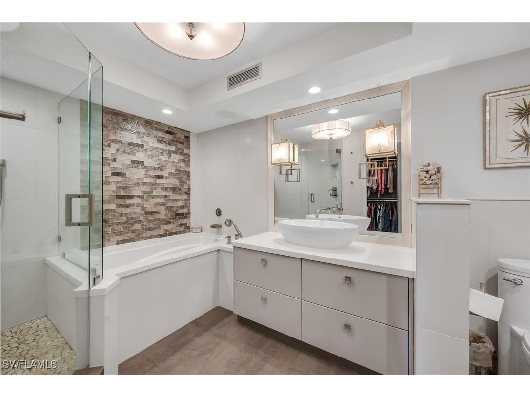 355 Park Shore Drive #1-134 Naples FL 34103 225077885 image21