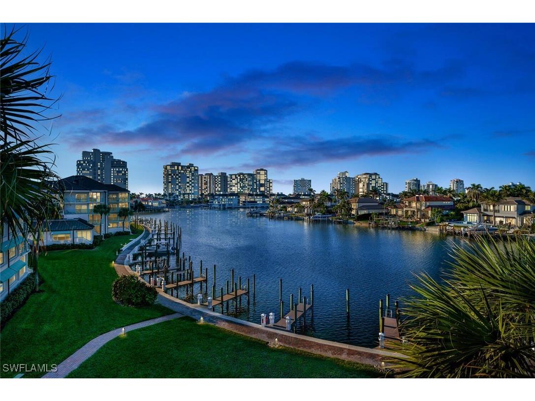 355 Park Shore Drive #1-143 Naples FL 34103 225003646 image1