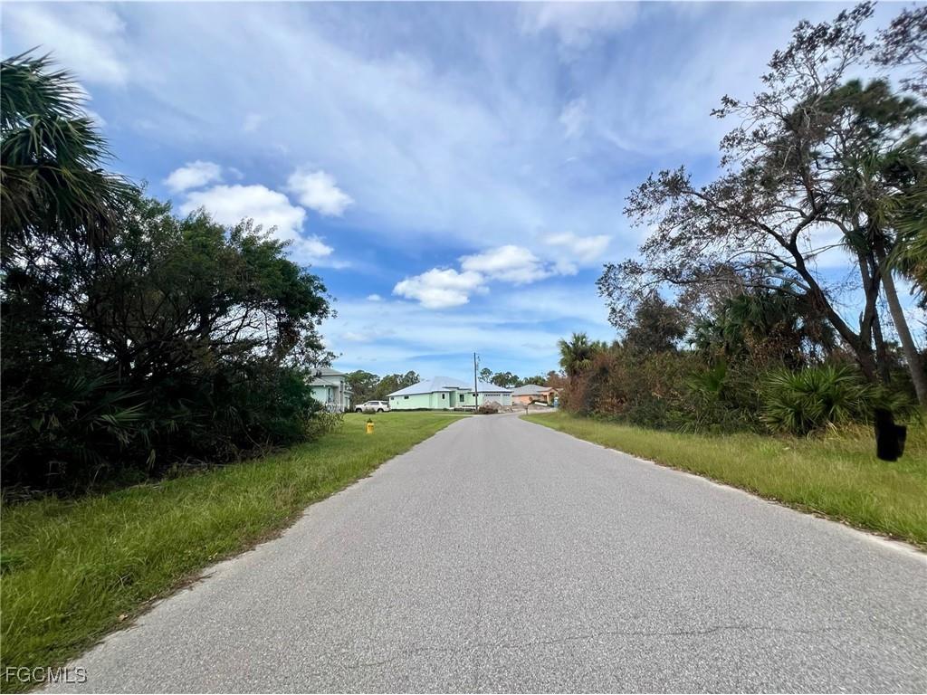 355 Ramblewood Street Port Charlotte FL 33953 2025005683 image2