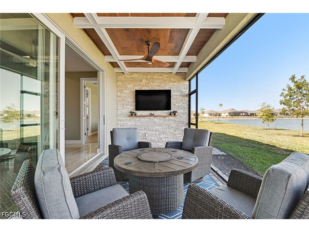 355 Spring Hill Lake Loop Cape Coral FL 33993 2026028069 image23