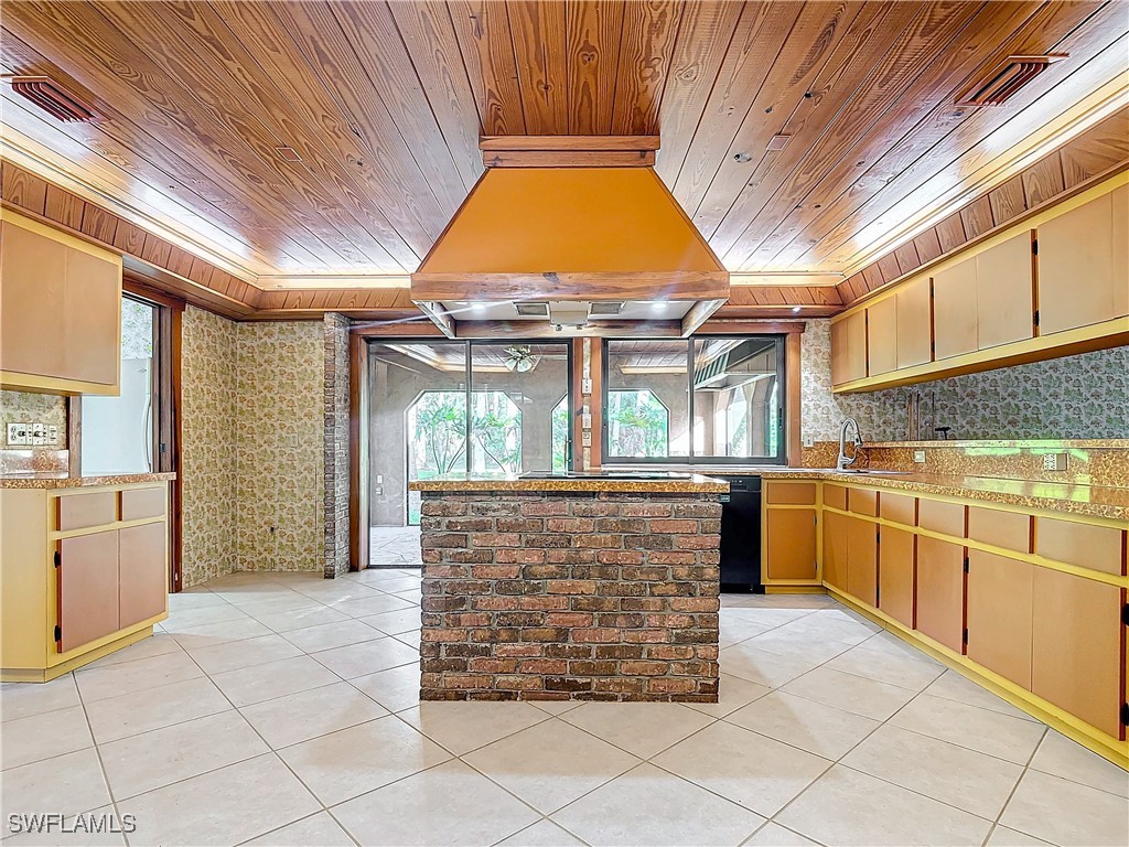 3550 11th Avenue SW Naples FL 34117 224098515 image10