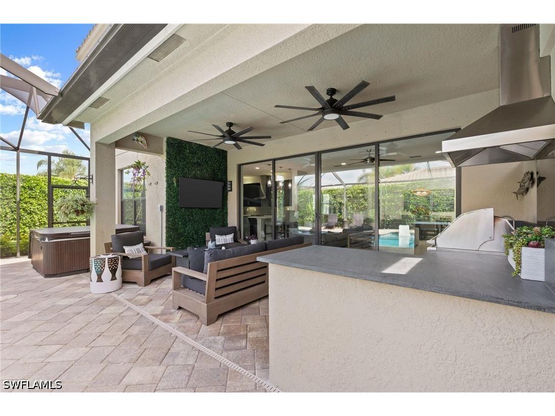 3551 Beaufort Court Naples FL 34119 226018549 image11
