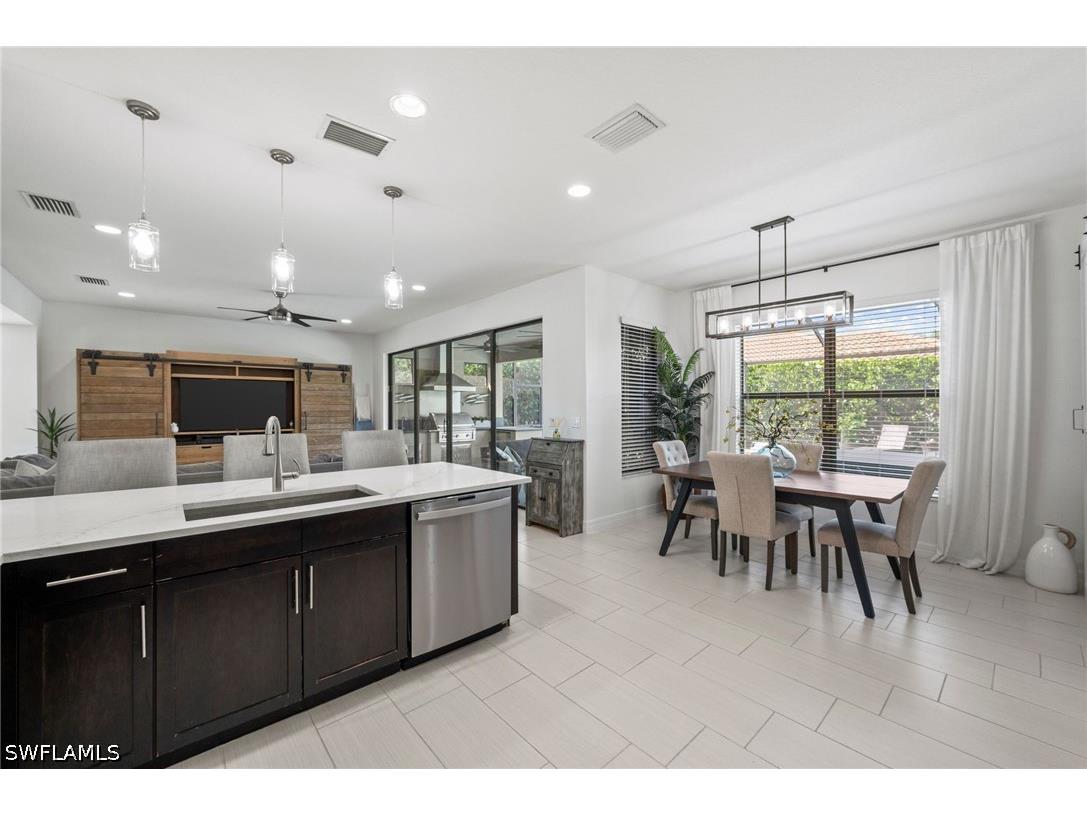 3551 Beaufort Court Naples FL 34119 226018549 image19