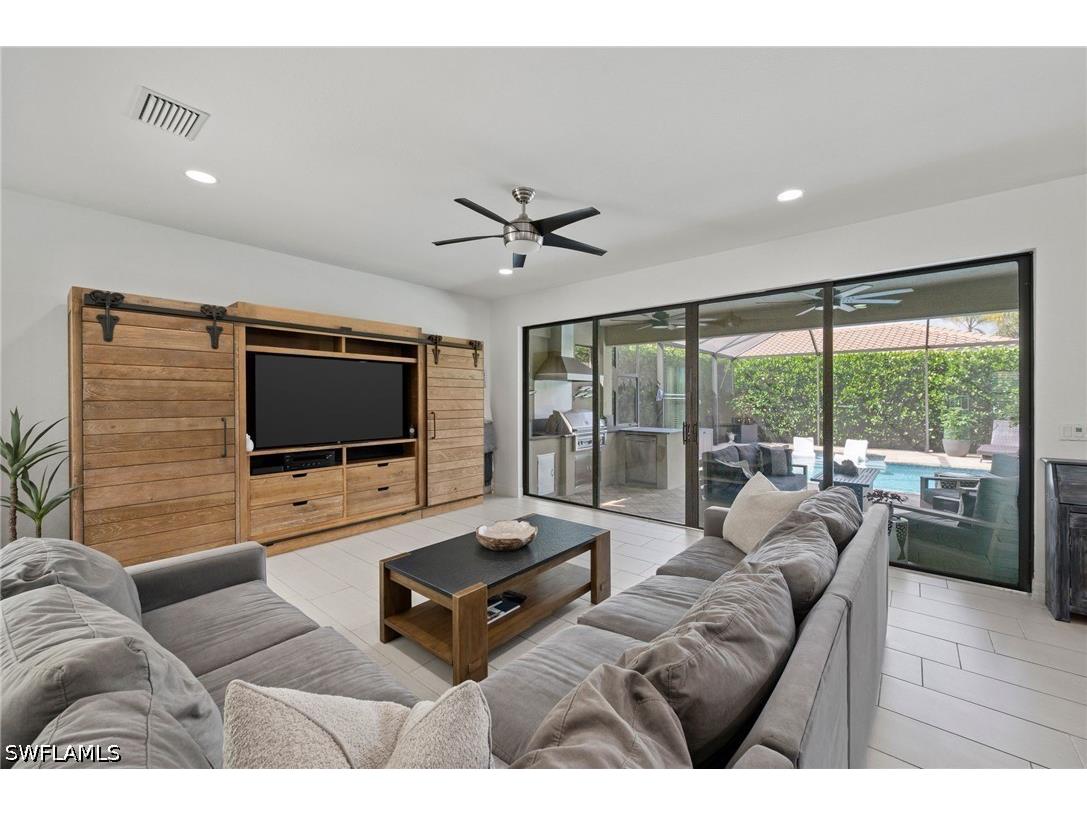 3551 Beaufort Court Naples FL 34119 226018549 image24