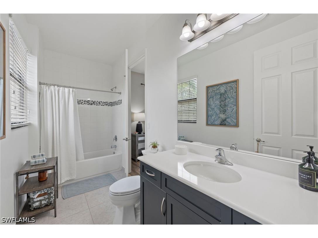 3551 Beaufort Court Naples FL 34119 226018549 image45