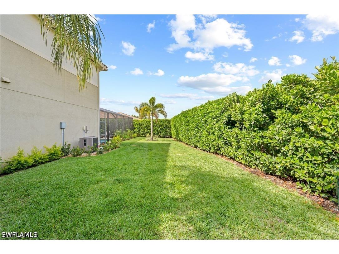 3551 Beaufort Court Naples FL 34119 226018549 image5