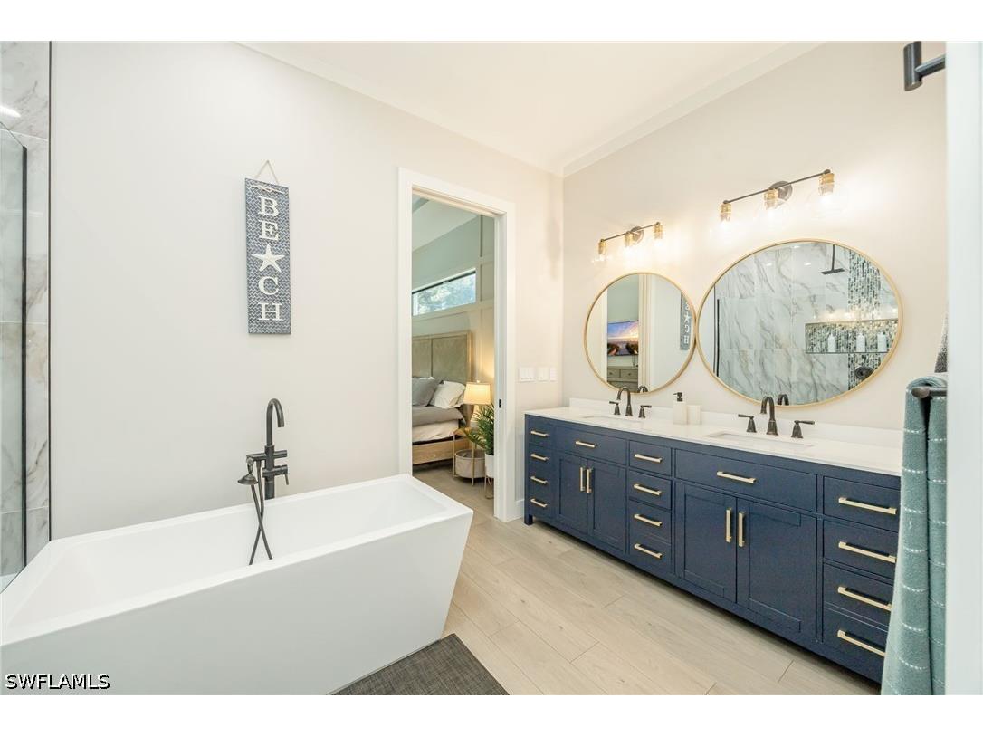 3552 Hibiscus Avenue Naples FL 34104 226017641 image13