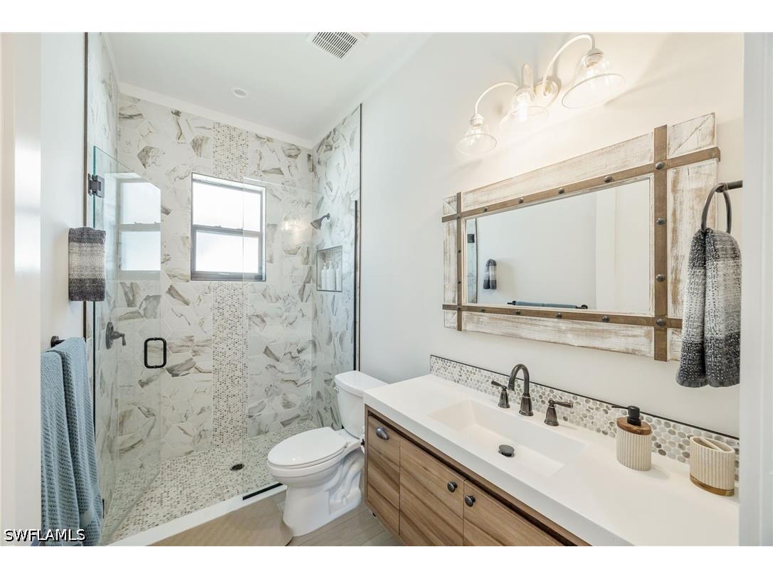 3552 Hibiscus Avenue Naples FL 34104 226017641 image18