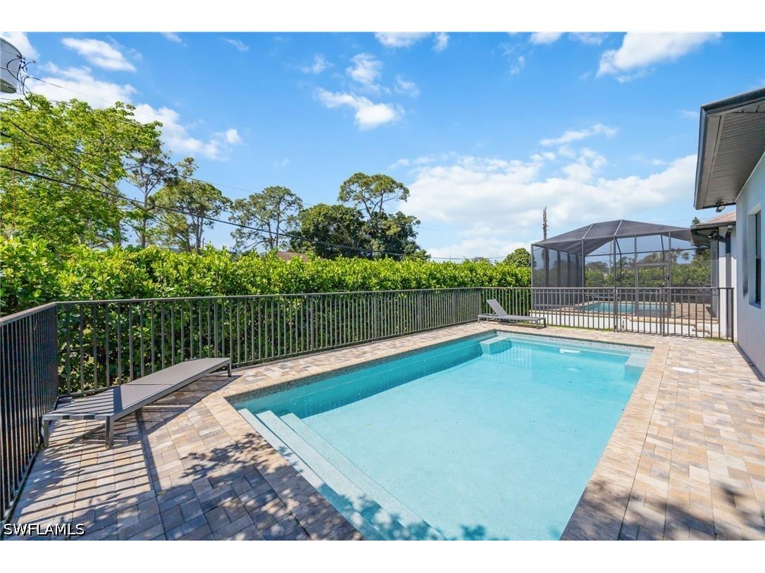 3552 Hibiscus Avenue Naples FL 34104 226017641 image24