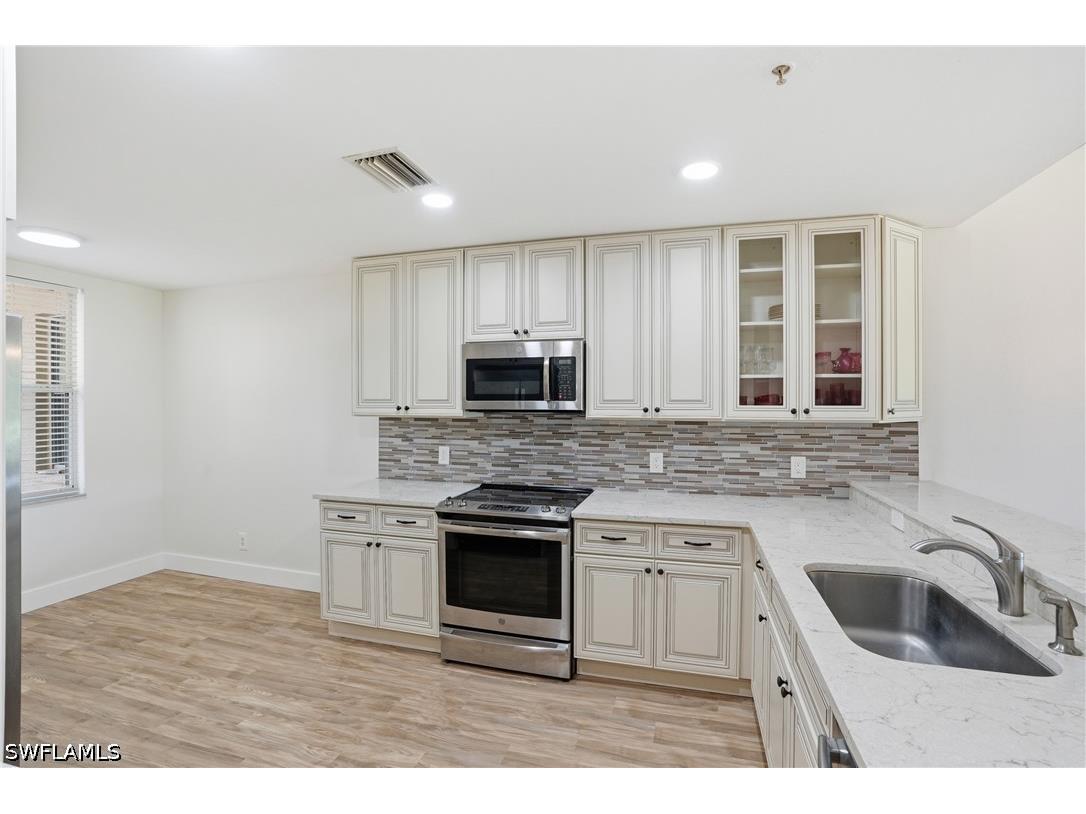 3554 Haldeman Creek Drive #113 Naples FL 34112 226011185 image14