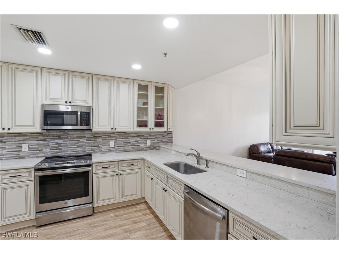 3554 Haldeman Creek Drive #113 Naples FL 34112 226011185 image3
