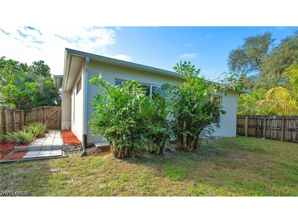 3555 Poinsettia Avenue Naples FL 34104 226023012 image38