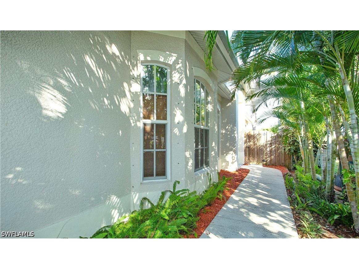 3555 Poinsettia Avenue Naples FL 34104 226023012 image9