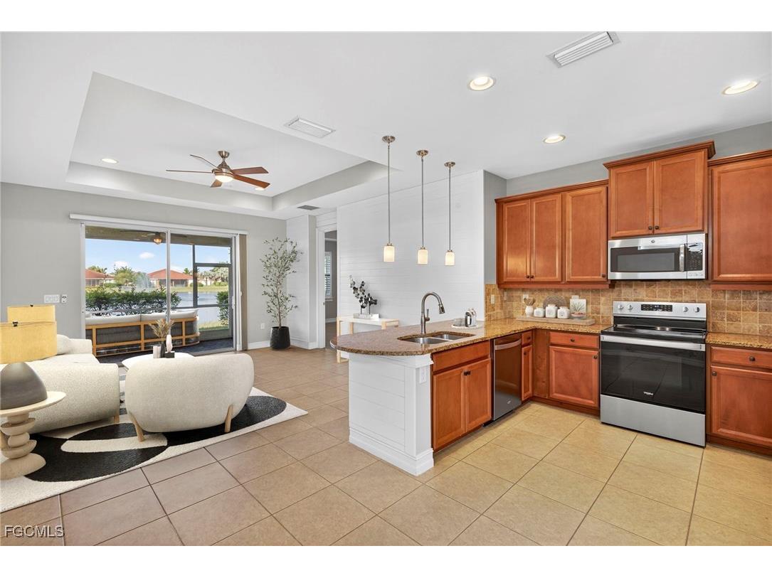 3556 Brittons Court Fort Myers FL 33916 2025011230 image9