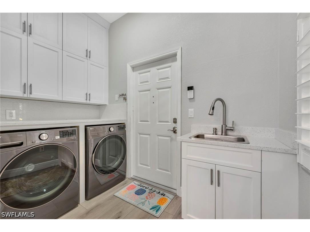 3557 Periwinkle Way #1-51 Naples FL 34114 226019040 image14