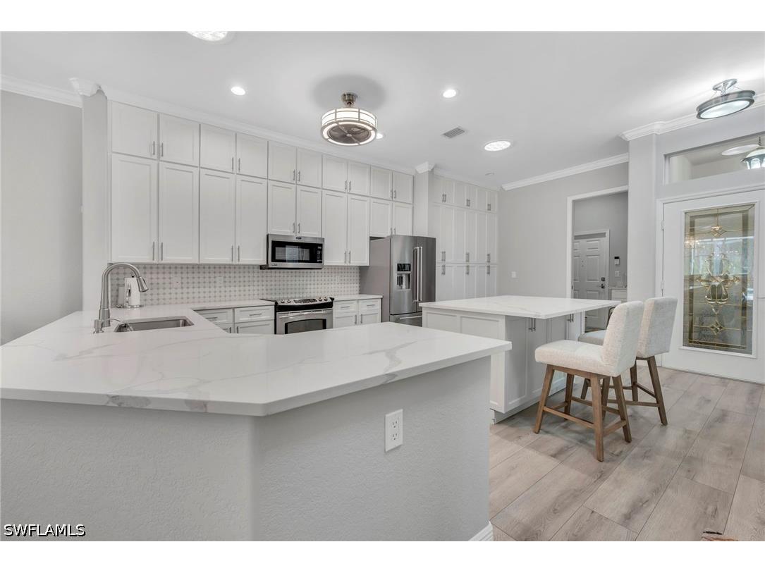 3557 Periwinkle Way #1-51 Naples FL 34114 226019040 image5