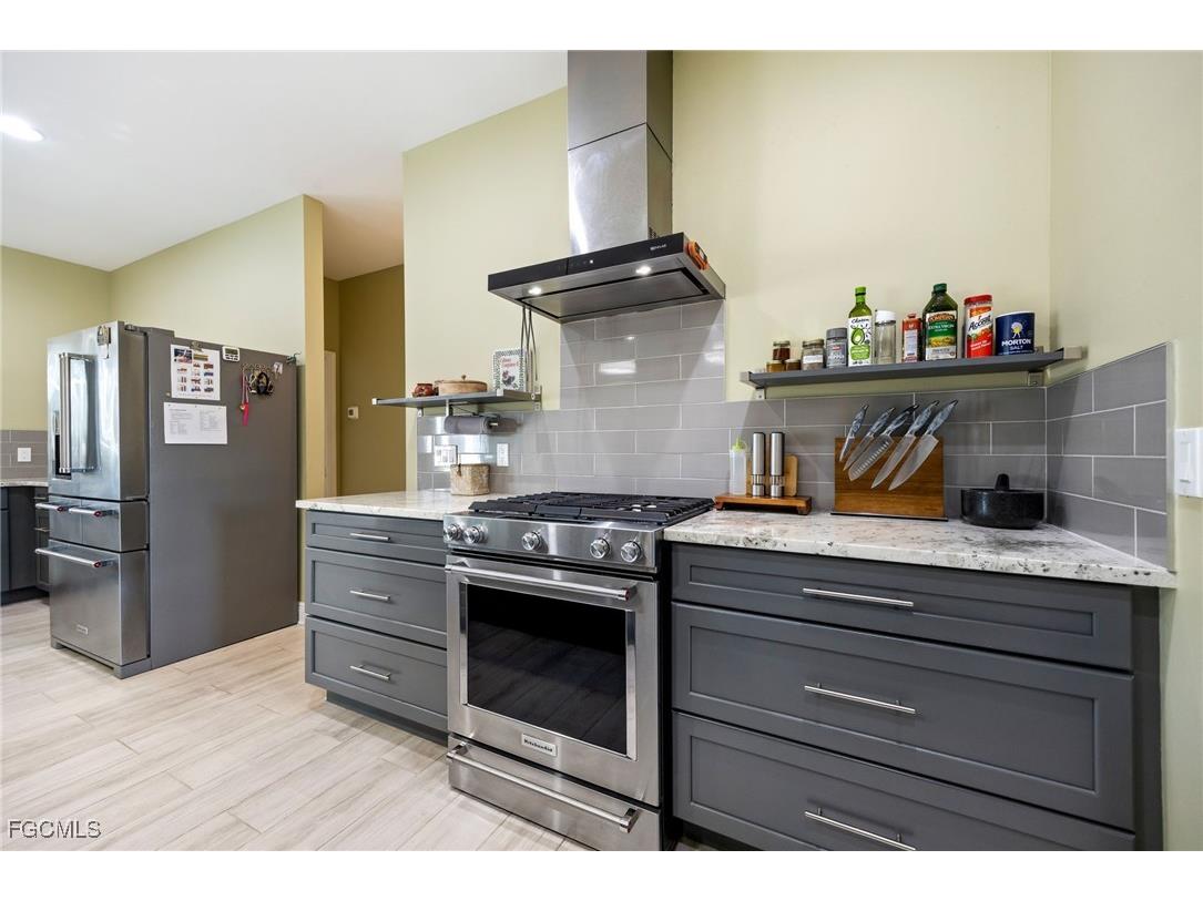 3557 Sea Holly Lane Saint James City FL 33956 2026005309 image12