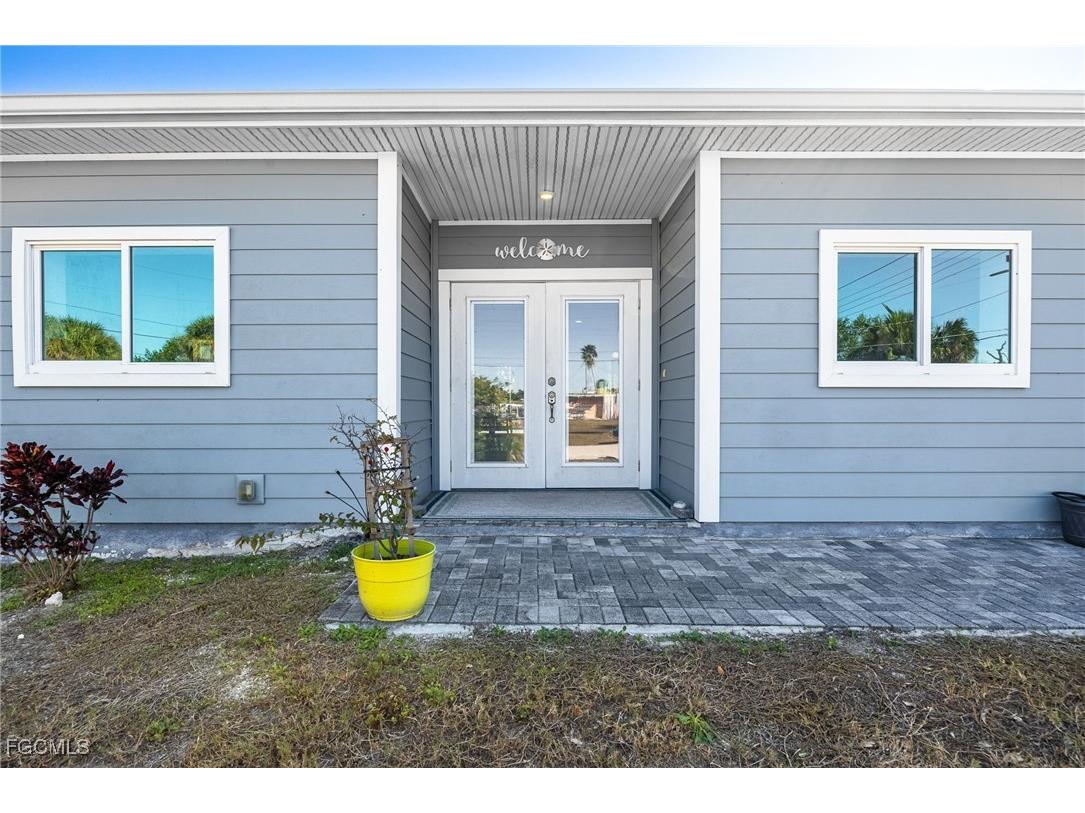 3557 Sea Holly Lane Saint James City FL 33956 2026005309 image2