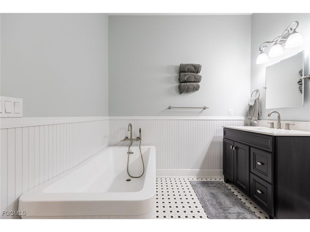 3557 Sea Holly Lane Saint James City FL 33956 2026005309 image23