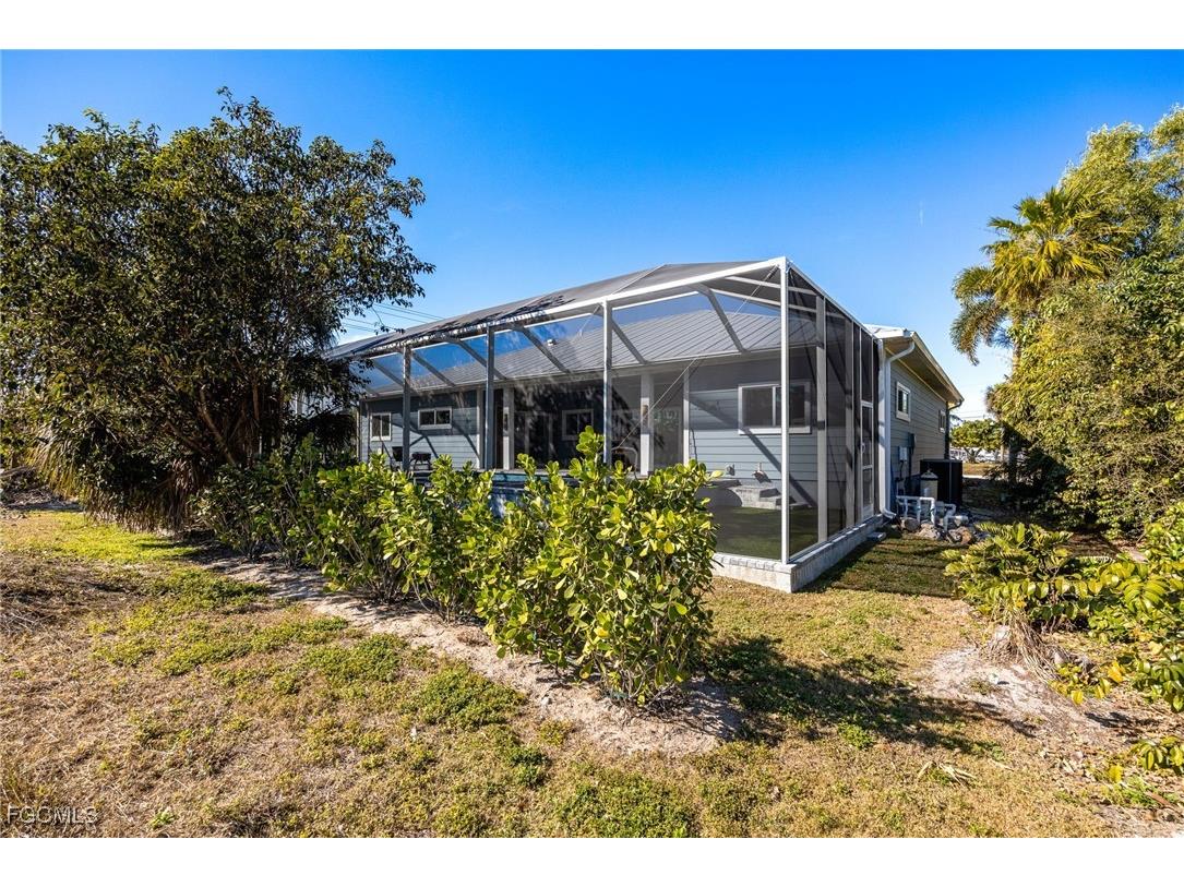 3557 Sea Holly Lane Saint James City FL 33956 2026005309 image37