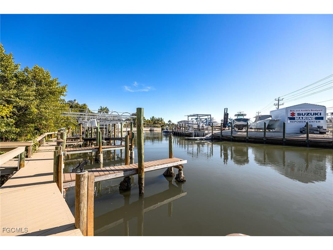 3557 Sea Holly Lane Saint James City FL 33956 2026005309 image44