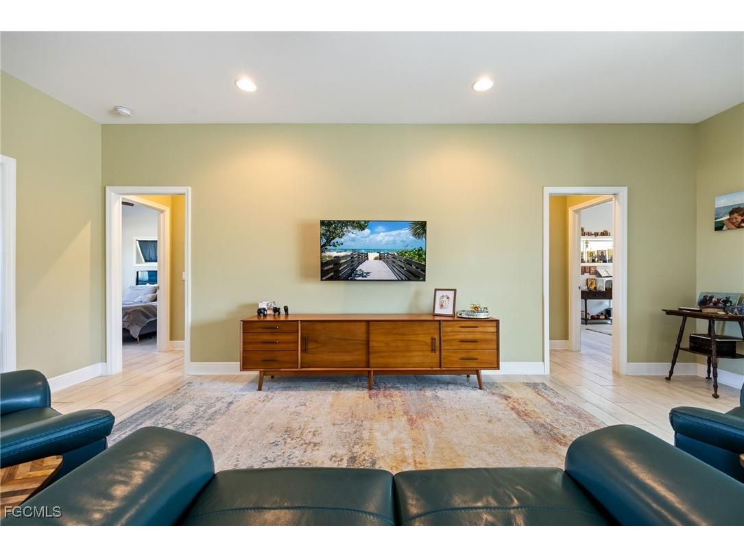 3557 Sea Holly Lane Saint James City FL 33956 2026005309 image5