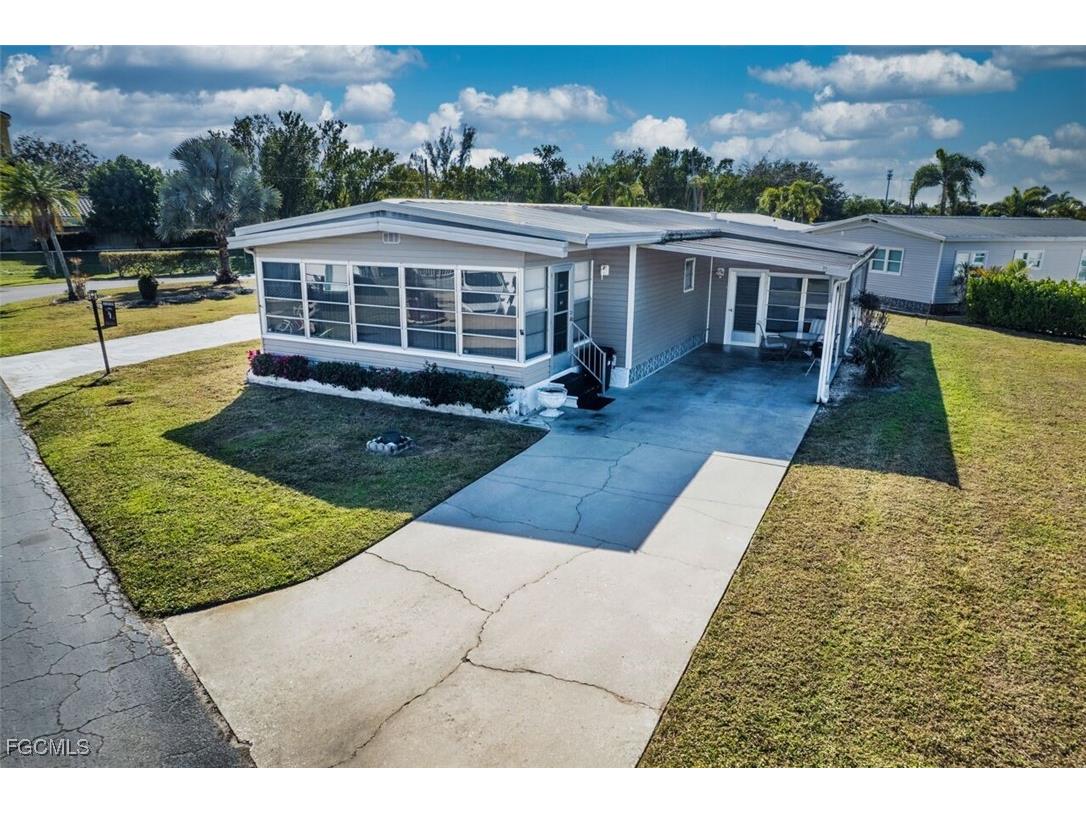 356 Mattie Avenue Fort Myers FL 33908 2026005158 image1