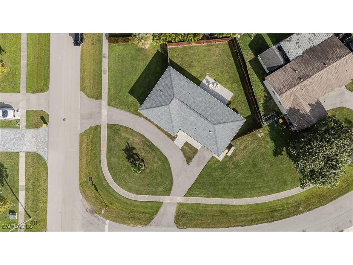 3560 Corana Way Naples FL 34105 225077366 image24