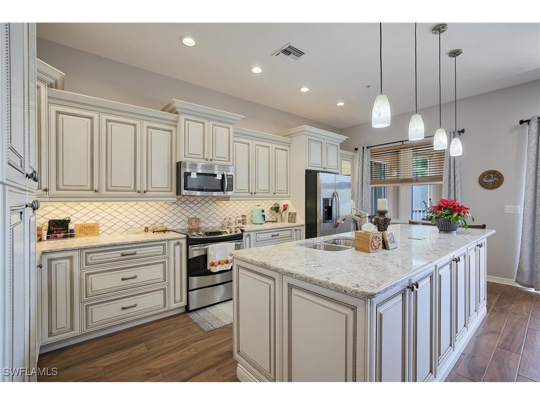 3560 Lansing Loop #202 Estero FL 33928 225011235 image9