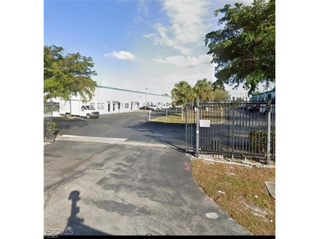 3560 Work Drive #B6 Fort Myers FL 33916 2025007970 image11