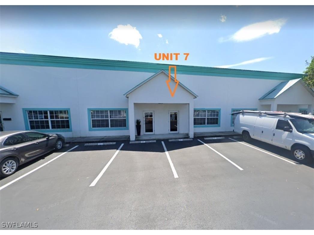 3560 Work Drive #B7 Fort Myers FL 33916 222053985 image1